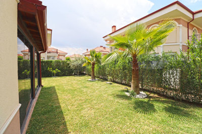 Exterior 7