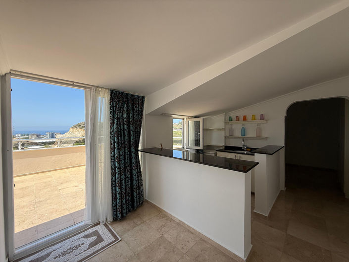 Image No.17-4 Bed Apartment for sale