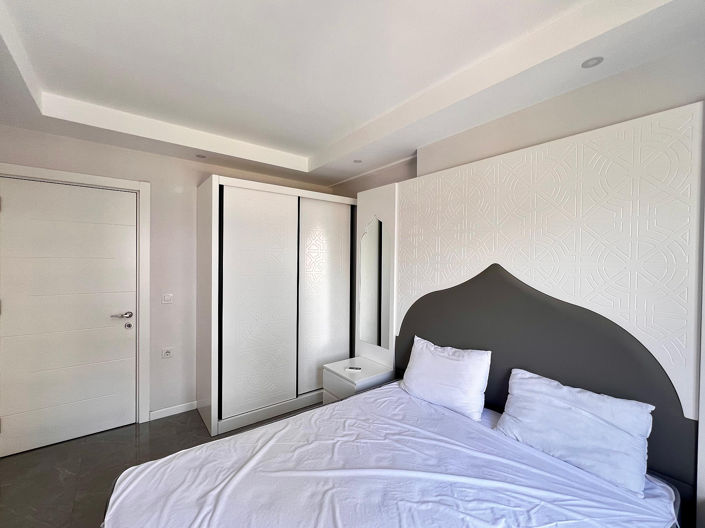 Image No.23-1 Bed Apartment for sale