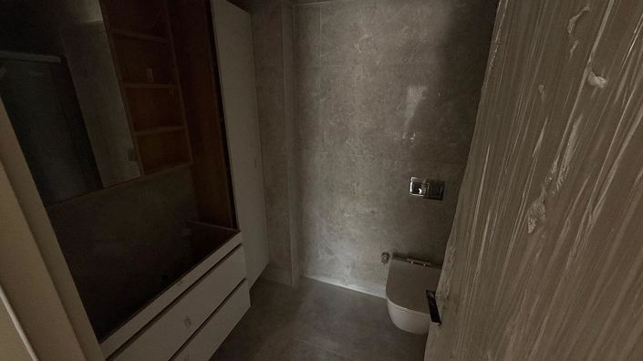 Image No.23-4 Bed Apartment for sale