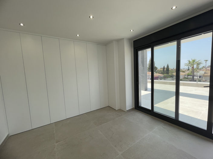 Image No.46-4 Bed House/Villa for sale