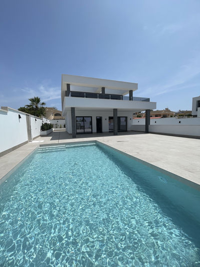Image No.5-4 Bed House/Villa for sale