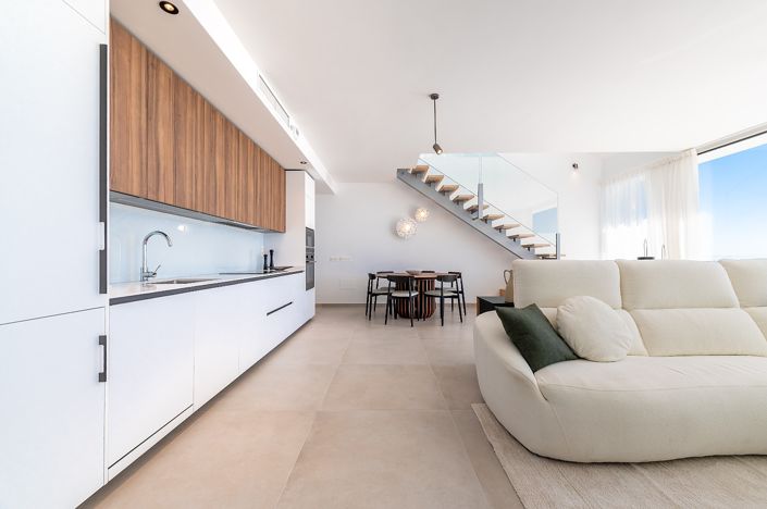 Image No.17-3 Bed Apartment for sale