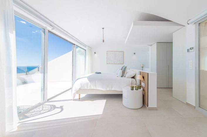 Image No.28-3 Bed Apartment for sale