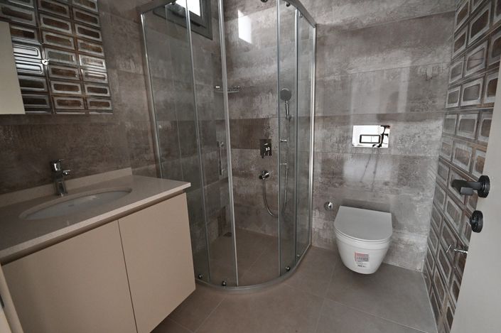 Image No.27-4 Bed Apartment for sale