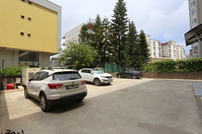Exterior 8