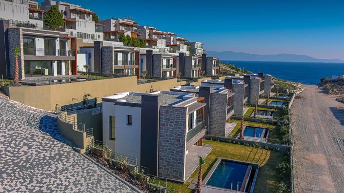 Image No.1-4 Bed House/Villa for sale