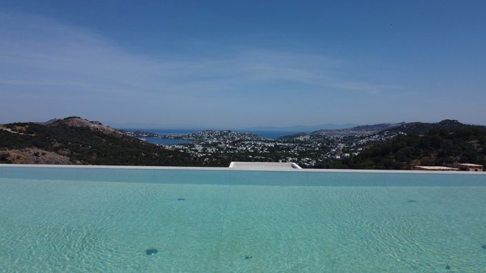 Image No.6-8 Bed House/Villa for sale