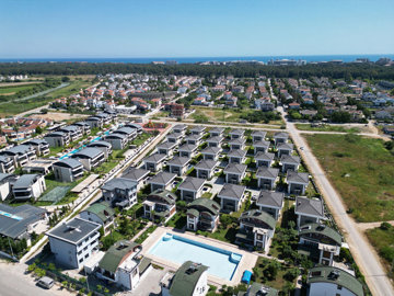 Exterior 3