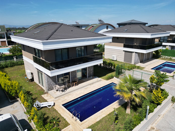 Image No.7-4 Bed House/Villa for sale