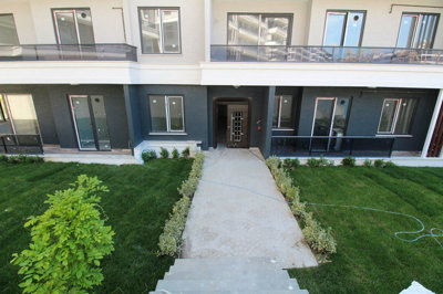 Exterior 9