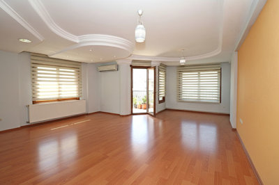 Interior 2