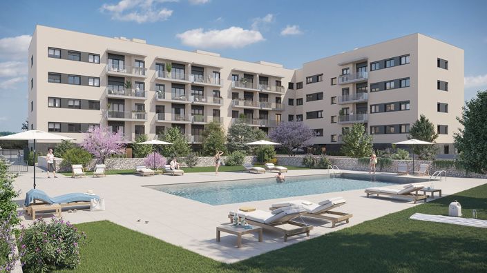 Image No.1-4 Bed Apartment for sale