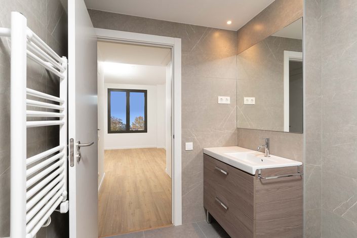 Image No.9-3 Bed Apartment for sale