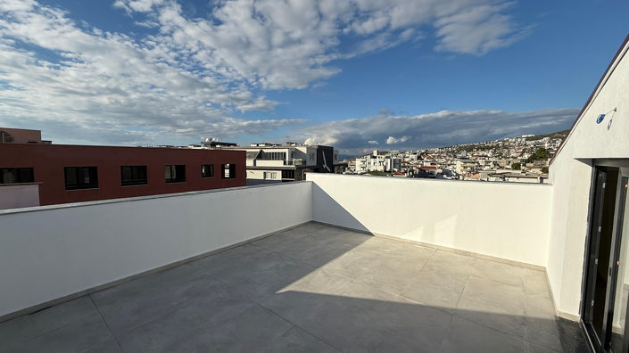 Image No.21-2 Bed Apartment for sale