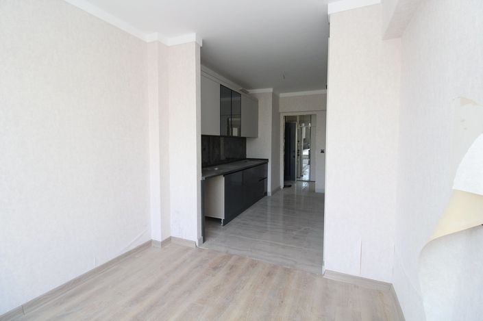 Image No.10-3 Bed Apartment for sale