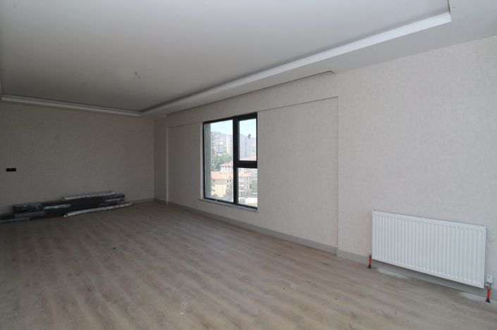 Image No.7-3 Bed Apartment for sale