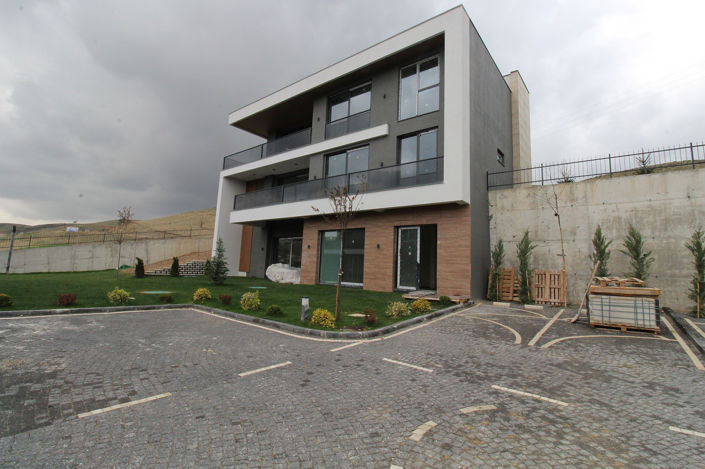 Image No.2-6 Bed House/Villa for sale