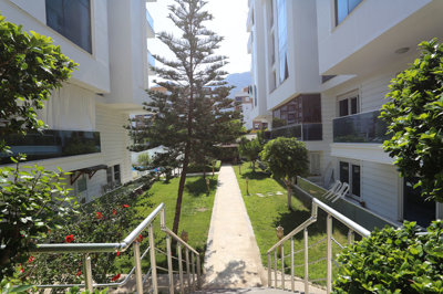 Exterior 9