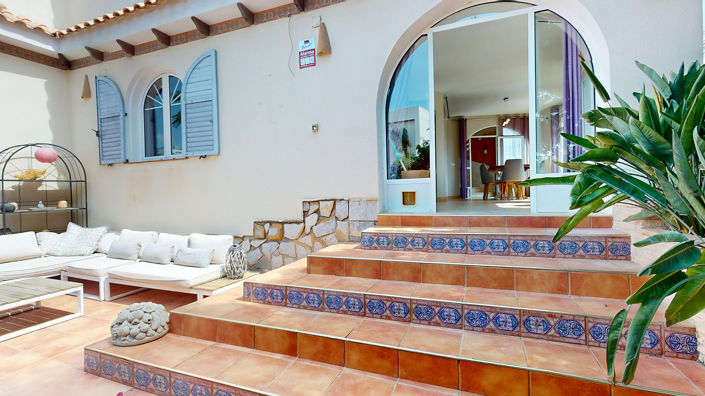Image No.25-5 Bed House/Villa for sale