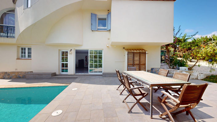 Image No.5-5 Bed House/Villa for sale