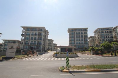 Exterior 4