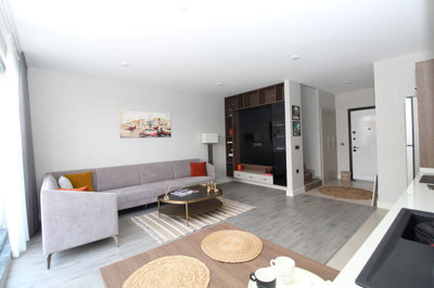 Interior 2