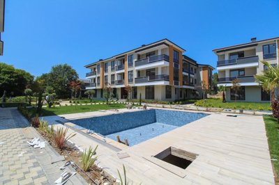 Exterior 11