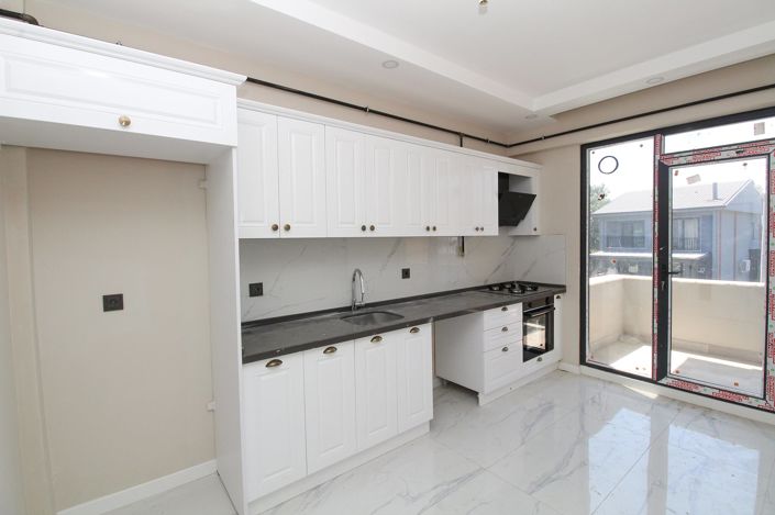 Image No.24-3 Bed Apartment for sale