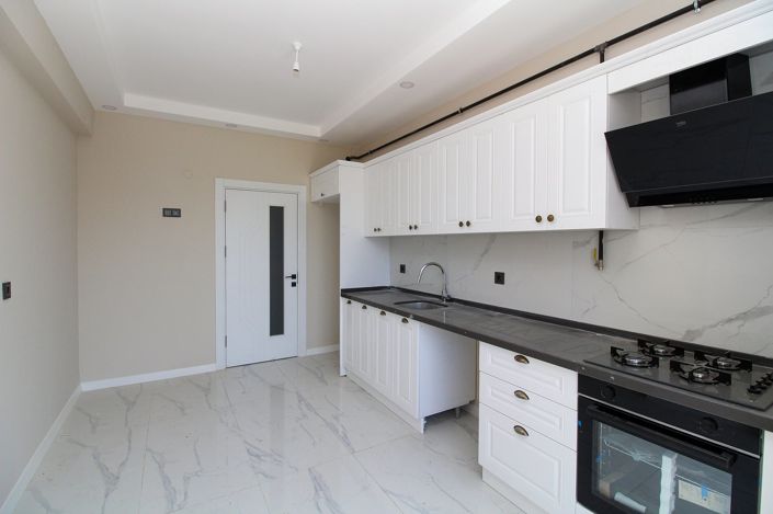 Image No.25-3 Bed Apartment for sale