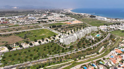 Exterior 6