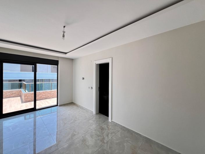 Image No.28-4 Bed Apartment for sale