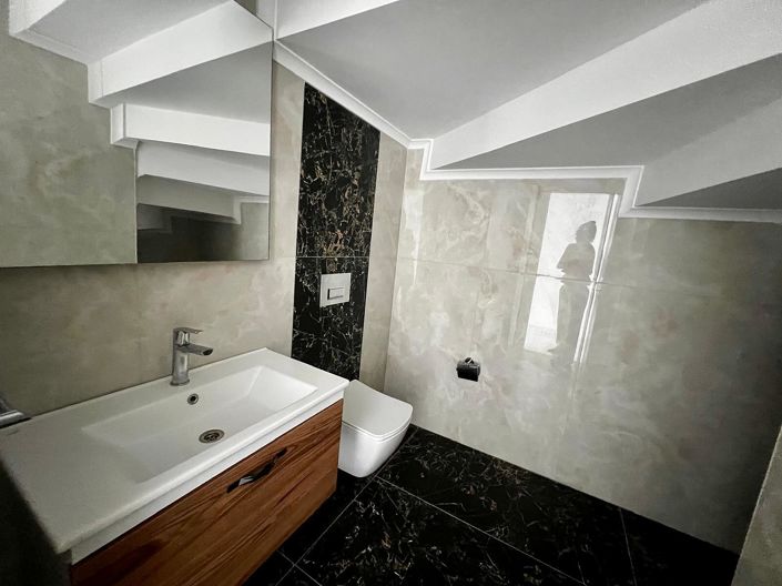 Image No.36-4 Bed Apartment for sale