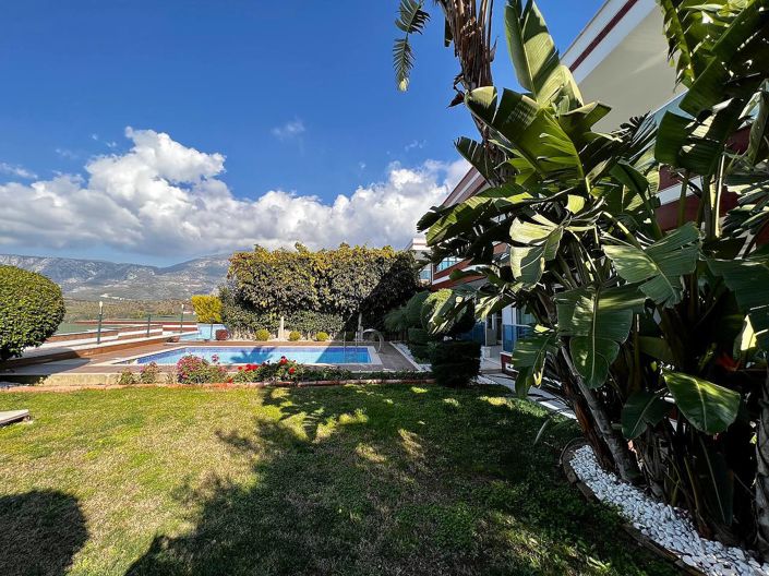 Image No.10-4 Bed House/Villa for sale