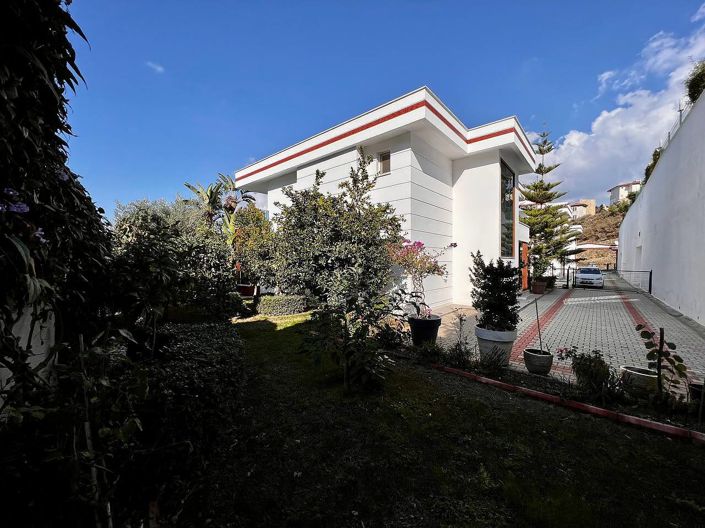 Image No.5-4 Bed House/Villa for sale