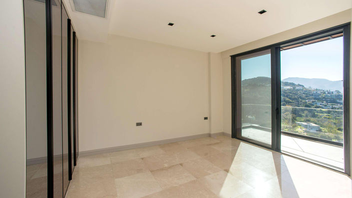 Image No.27-5 Bed House/Villa for sale