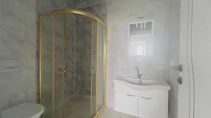 Image No.12-2 Bed Apartment for sale