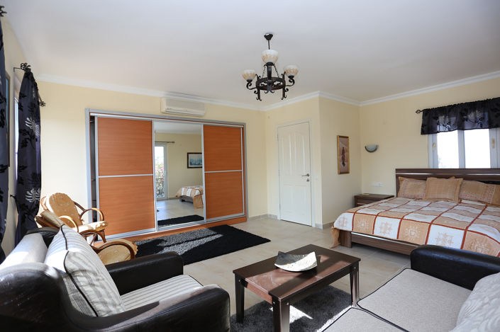 Image No.10-3 Bed House/Villa for sale