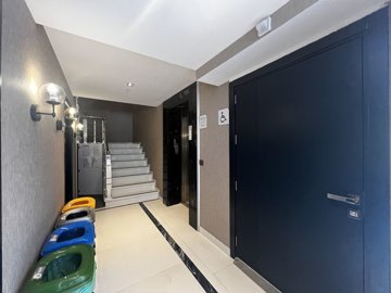 Exterior 4
