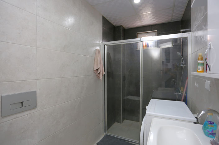 Image No.10-1 Bed Apartment for sale