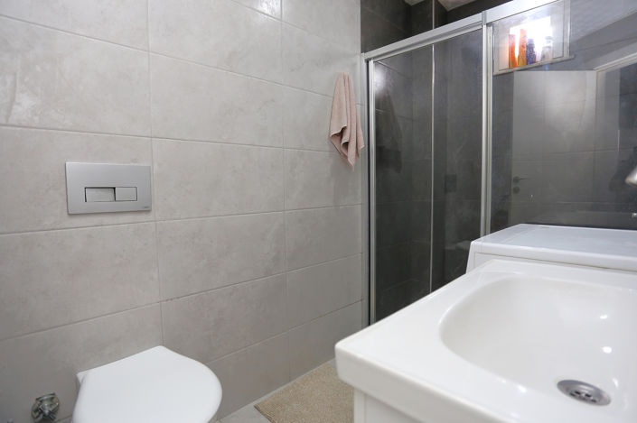 Image No.11-1 Bed Apartment for sale