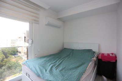 Interior 4