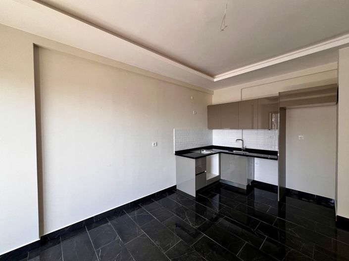 Image No.21-2 Bed Apartment for sale