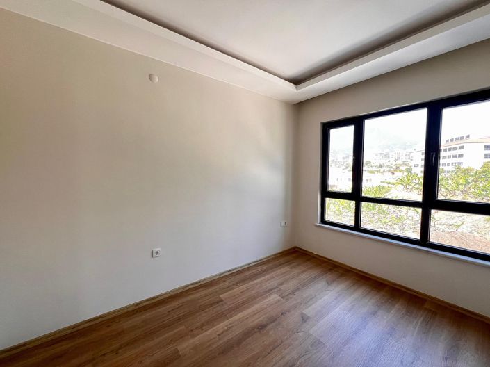 Image No.24-2 Bed Apartment for sale