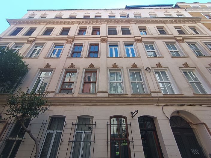 Image No.1-2 Bed Apartment for sale
