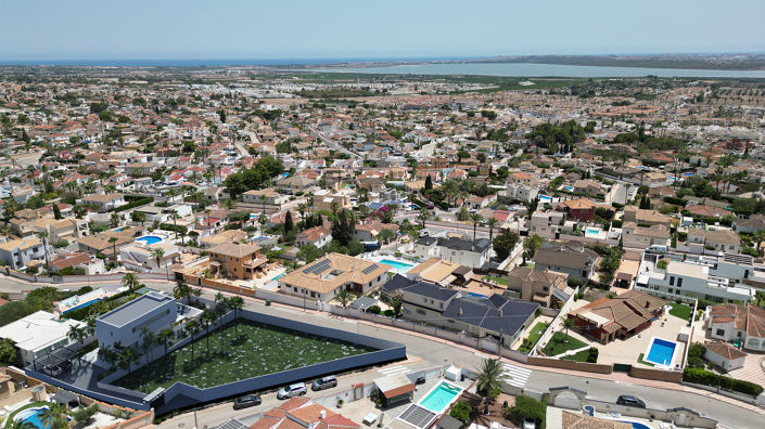 Image No.10-3 Bed House/Villa for sale