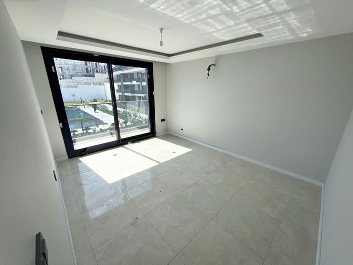 Image No.12-1 Bed Apartment for sale