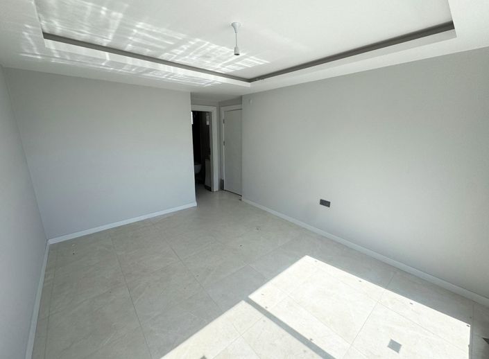 Image No.13-2 Bed Apartment for sale