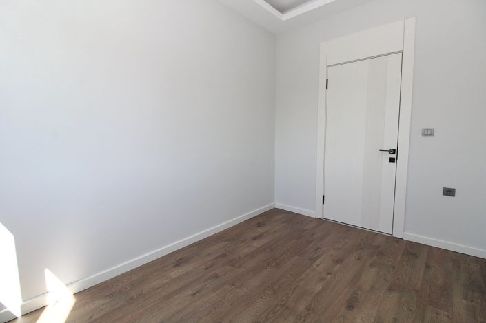 Image No.26-2 Bed Apartment for sale