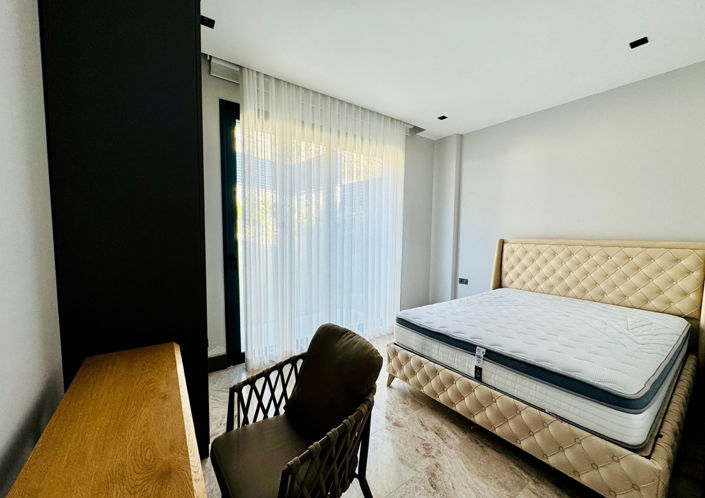 Image No.12-5 Bed House/Villa for sale